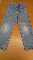 Отдается в дар джинсы для девочки 116-122