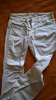 Отдается в дар Белые джинсы Terranova Jeans