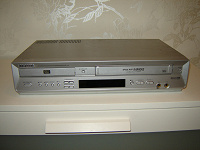 Отдается в дар DVD+VHS samsung в ремонт или на запчасти
