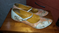 Отдается в дар Туфли женские на 40 размер. Саламандра. Испания.