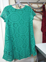 Отдается в дар Два зеленых платья-туники 42