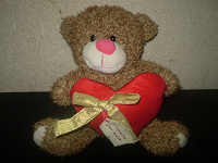 Отдается в дар Медвежонок Тедди с сердечком