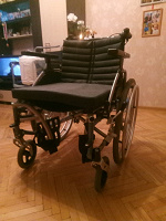 Отдается в дар Кресло-коляска для людей с ограниченными возможностями