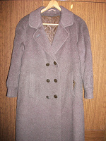 Отдается в дар Пальто женское, размер 52-54, рост средний