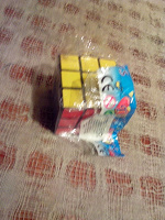 Отдается в дар Кубик Рубика.