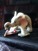 Отдается в дар Фигурка — слоненок