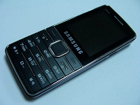 Отдается в дар Samsung S5610 (на запчасти)