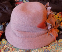 Отдается в дар Валяная шляпка на осень