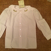 Отдается в дар красивая белая блузка для девочки