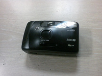 Отдается в дар пленочный фотоаппарат polaroid 2000ff (мыльница)