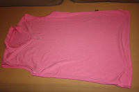 Отдается в дар футболка розовая без рукавов