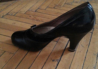 Отдается в дар Винтажные туфли 36,5 — 37 размера