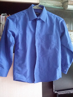 Отдается в дар Рубашка синяя на 6-7 лет