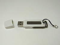 Отдается в дар Флешка/USB-накопитель Kingston 1 GB (USB 2.0)