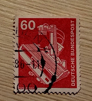 Отдается в дар Почтовые марки прошлого века