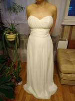 Отдается в дар Платье белое в греческом стиле.