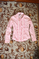 Отдается в дар Розовая блузка с длинным рукавом