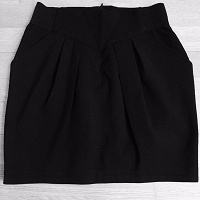 Отдается в дар Юбки xs, купальник, водолазка 40 р-р