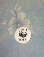 Отдается в дар Значок WWF