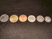 Отдается в дар набор монет Ливана