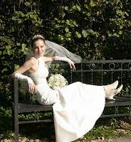 Отдается в дар Свадебное платье для дюймовочки, 38-40-42 рос.