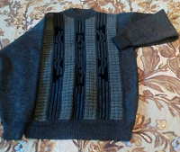 Отдается в дар свитер мужской