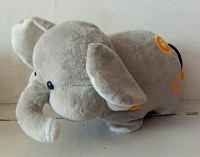 Отдается в дар плюшевая игрушка слон