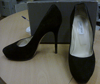 Отдается в дар Туфли Jimmy Choo р.41 черная замша