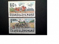 Отдается в дар Мотоциклы и автомобили на почтовых марках.