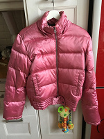 Отдается в дар Женская зимняя куртка, розовая, размер М