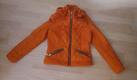 Отдается в дар Оранжевая куртка