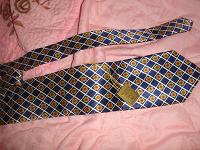 Отдается в дар Новый галстук