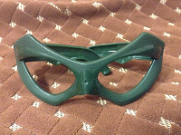 Отдается в дар Супергеройские очки из Макдональдса