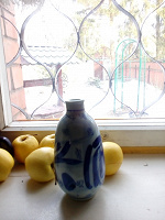 Отдается в дар Бутылка, вазочка керамика из под саке.