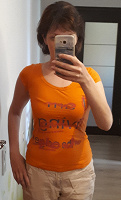Отдается в дар Оранжевые хлопковые футболки 36-38
