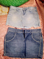 Отдается в дар Мини юбки джинсовые.