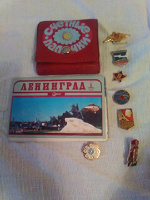 Отдается в дар значки, счетные палочки, открытки из СССР