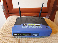 Отдается в дар WiFi Роутер Linksys WRT54GS v5.1