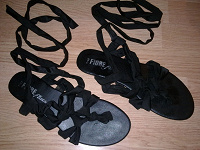 Отдается в дар Греческие сандалии на шнурках