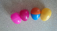 Отдается в дар Пластиковые яйца