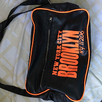 Отдается в дар Молодежная сумка Brooklin