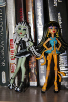 Отдается в дар Фигурки Monster High