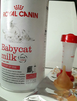 Отдается в дар Молочная смесь для котят плюс баночки с сосками