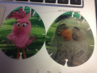 Отдается в дар Две карточки Angry Birds в коллекцию.