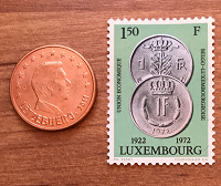 Отдается в дар Монетка и марки Люксембурга