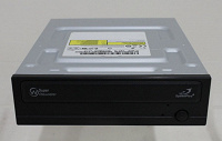 Отдается в дар DVD RW SH-S223