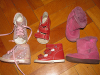 Отдается в дар классная обувь для малышек, размер 18-19
