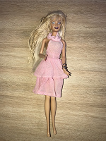 Отдается в дар Кукла Barbie оригинал