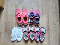 Отдается в дар Обувь для девочки. кросовки 33 размер, босоножки 31и 32 размер