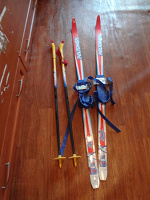 Отдается в дар Детские лыжи